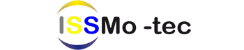 Logo des Betriebs ISSMo-tec: dabei die ersten vier Buchstaben ISSM als Großbuchstaben und die Buchstaben o-tec in einem weißen Kreis mit gelben und blauen Rändern.
