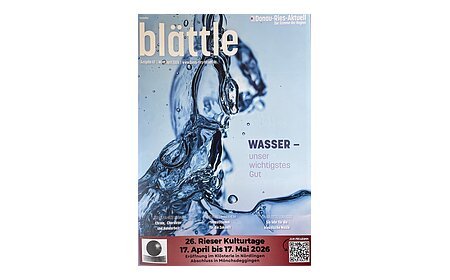 Titelblatt der Zeitschrift "blättle" von Donau-Ries Ausgabe Nr. 67 für März/April 2026 mit pinker Umrandung. Titelseite mit Wasser als zentrales Motiv und Veranstaltungshinweis zu den Rieser Kulturtagen.