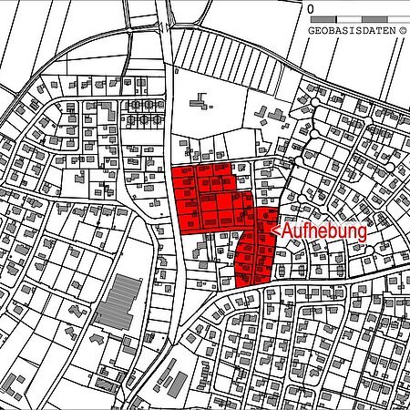 Schwarz-weiße Stadtkarte mit markiertem roten Bereich und dem Wort „Aufhebung“ in der Mitte rechts.