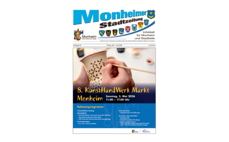 Titelblatt der Monheimer Stadtzeitung vom 1. Mai 2026 mit der dazugehörigen Überschrift in blau/schwarz, Wappen der Stadt Monheim und der dazugehörigen Stadtteile und mit dem Logo der Stadt Monheim. Auf der Titelseite die Ankündigung des 8. KunstHandWerk Markts am 3. Mai 2026, mit Angaben zum Zeitraum: 11-17 Uhr und dem Rahmenprogramm. Auf dem Bild die Hände einer Person, die gerade von Hand ein Tongefäß mit einem Pinsel bemalt. Unten rechts im Eck die Logos der Stadt Monheim und der ProGeMo Monheim
