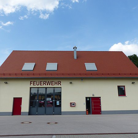 Defibrillator am Feuerwehrhaus Weilheim