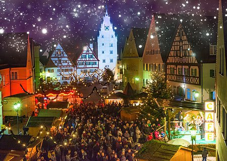 Romantischer Weihnachtsmarkt in Monheim