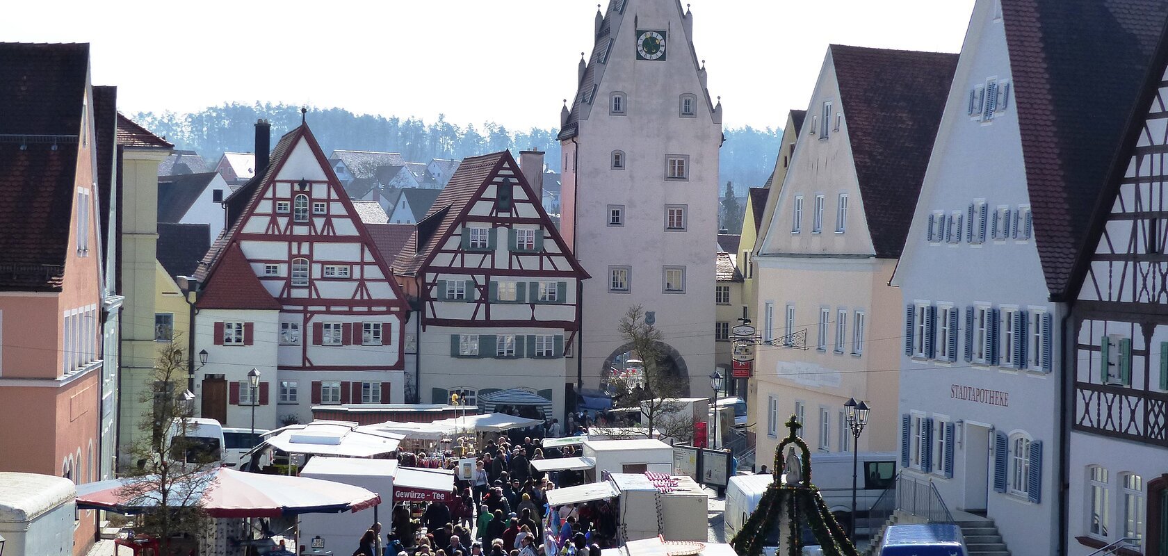 Herzlich Willkommen beim Josefsmarkt in Monheim